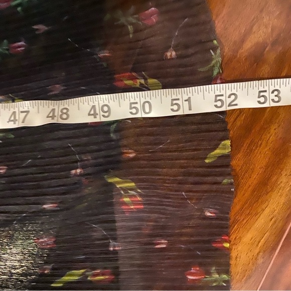 Lapis Pleated Crinkle Floral Black Maxi Dress size small - Picture 7 of 14